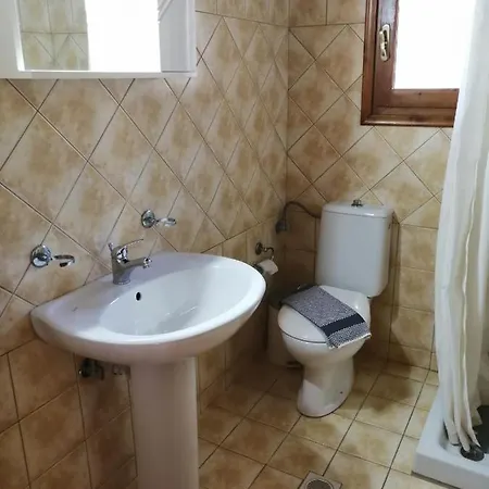 Dimitrios Country House
