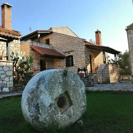 בית נופש Dimitrios Country House *