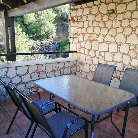 Dimitrios Country House Tatil Evi