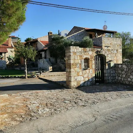 Dimitrios Country House